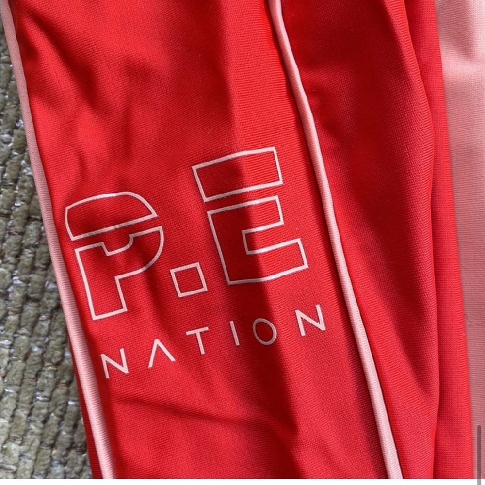 P.E Nation Cutshot Legging size Small - Picture 14 of 14